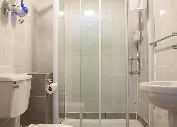 Alba Hills בית הארחה 3*