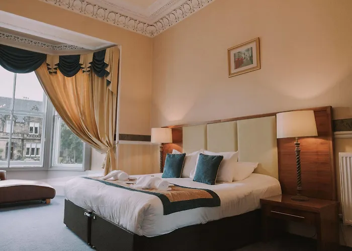 West End 4* Édimbourg