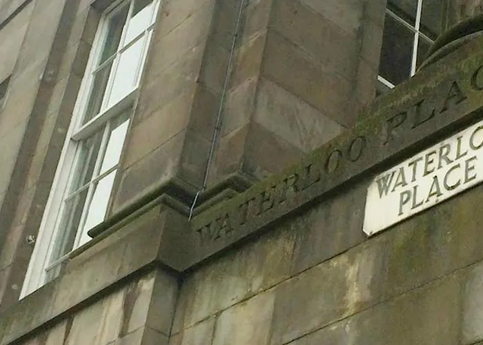 Princes Street Lägenhetshotell Edinburg