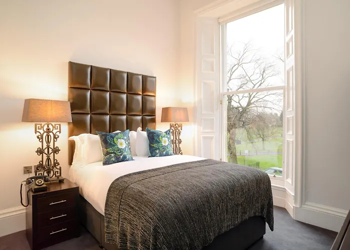 Black Ivy Hotell 4*