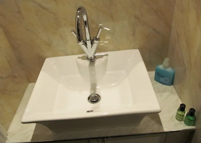 Lantern 3* Εδιμβούργο