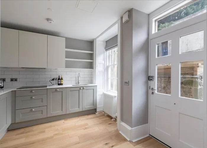 Apartament Joivy Luxurious Near Haymarket Station Edynburg
