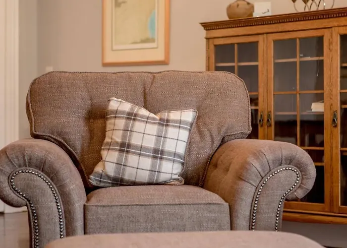 Apartment Joivy Spacious In New Town Prime Location *