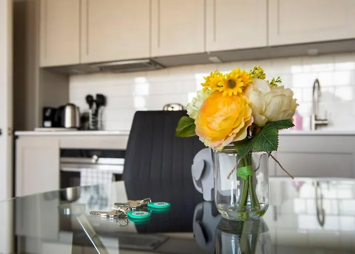 Διαμέρισμα Guestready - Modern 5 Minutes Walk From Princes Street *