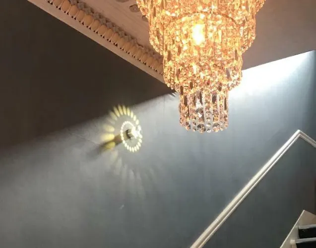 בית הארחה West End