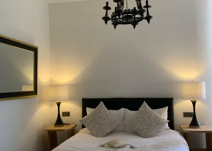 Apart-hotel Royal Mile By The Castle Edimburgo