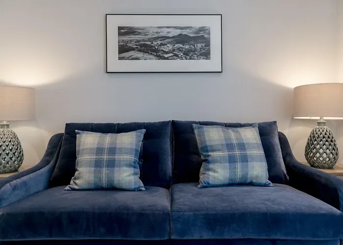 Destiny Scotland - Royal Mile 아파트 에든버러