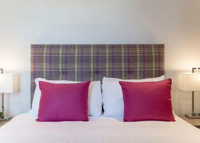 Destiny Scotland - Royal Mile * 에든버러