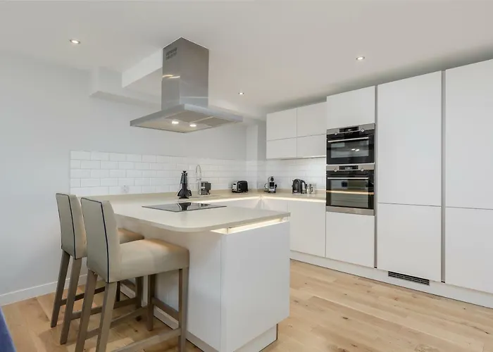 Destiny Scotland - Royal Mile 에든버러