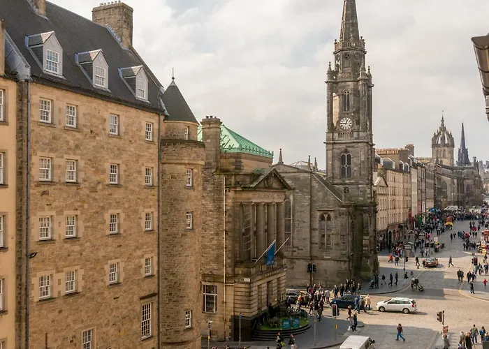 Destiny Scotland - Royal Mile *