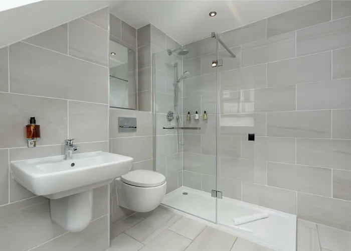 Destiny Scotland - Royal Mile 아파트 에든버러