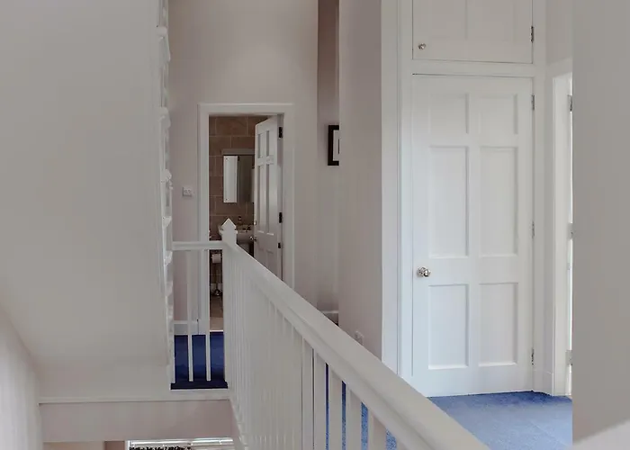 Mapmakers Townhouse - The Address *