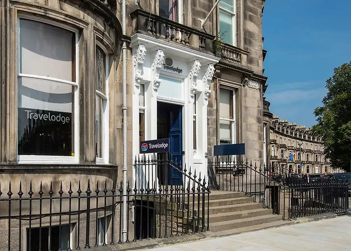 ホテル Travelodge Haymarket エディンバラ