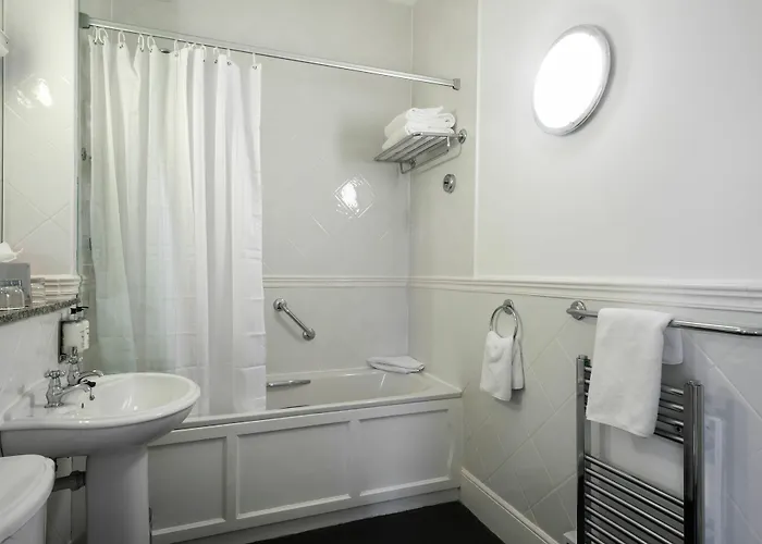 Fountain Court - Royal Garden 4* 爱丁堡