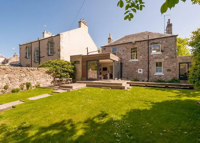 Holiday home The Lochside House