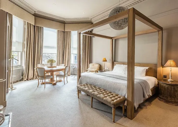 Murrayfield Hotel 4*