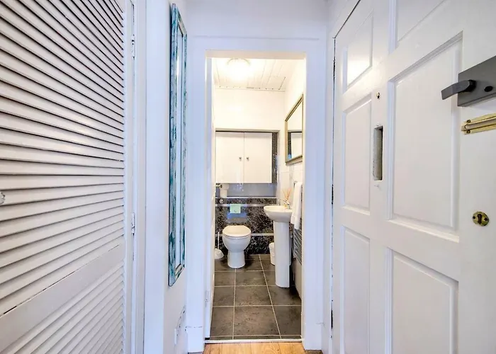 Joivy Royal Mile In Prime Location Apartment Edinburgh