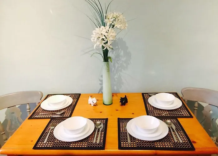 Royal Mile St Giles St *