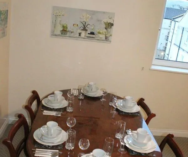 Luxury Spectrum * Εδιμβούργο