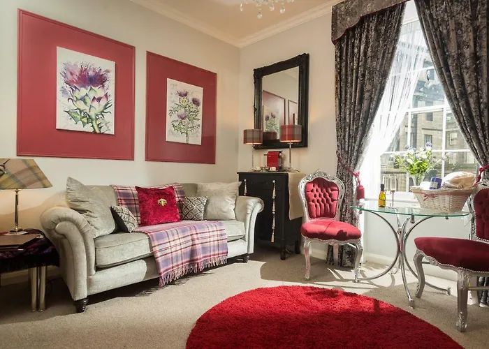 The Bonnie Bide Awa' Apartment Edinburgh