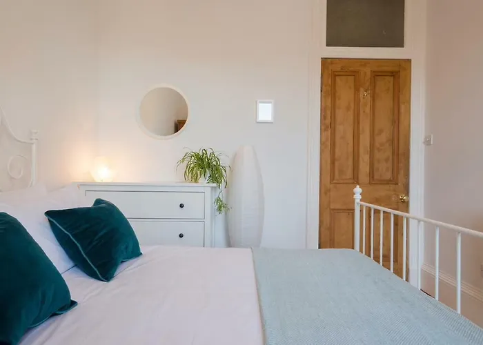 Apartment Historic 1890s Turned Relaxing Retreat