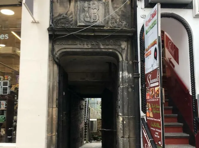 Bailie Royal Mile * 에든버러