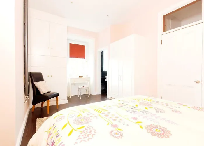 Апартаменты Near Centre Luxury *