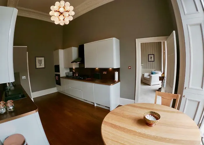 Escape To @ Albyn Place Edinburgh