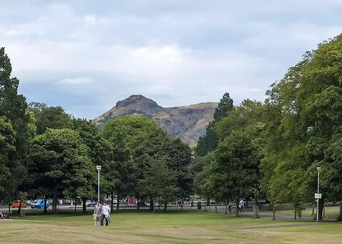 Lägenhet 3 Bed Overlooking Meadows Park Edinburg