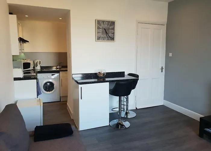 Stylish - Near Haymarket, Walk To Castle And Princes Street * 爱丁堡