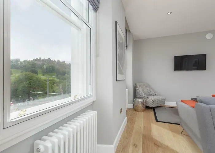 Destiny Scotland Hanover Edimburgo