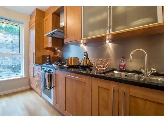 And Stylish One Bedroom アパート *