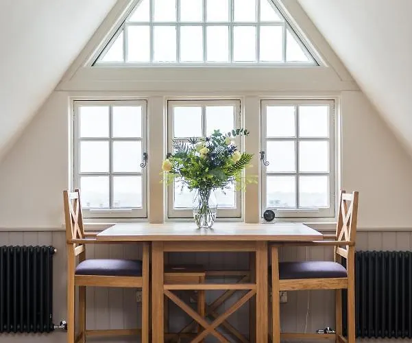 아파트 Amazing Penthouse, Stunning Views, Castle 2 Mins