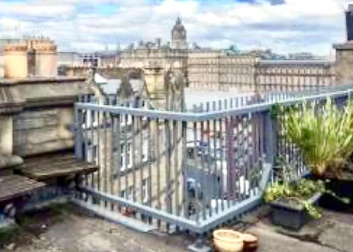 The Jeffrey Street شقة