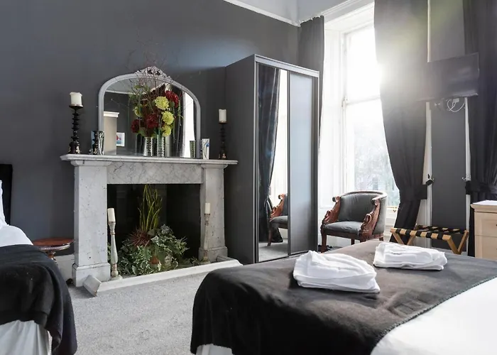 Konukevi Claremont Edinburgh