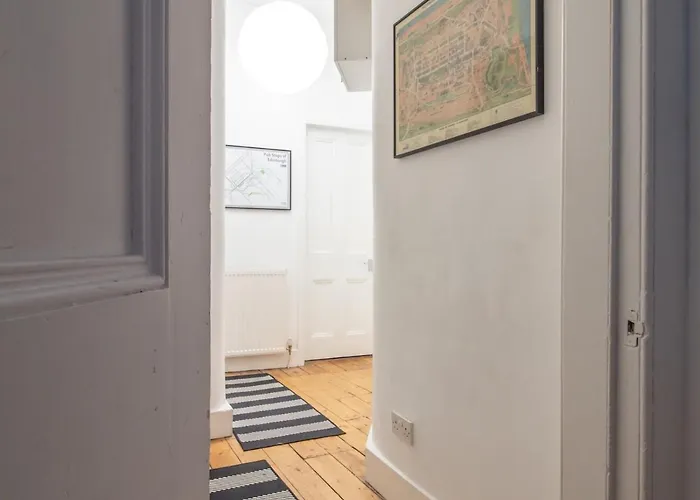 Stylish & Charming Retreat For 2- Centre! - Pass The Keys Apartmán Edinburgh