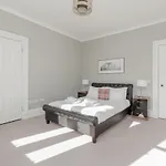 Destiny Scotland - Q-residence Apartment