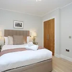 شقة Joivy Modern And Airy Flat On The Historic Royal Mile *