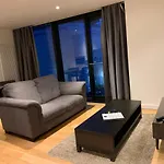 Quartermile Serviced מלון דירות