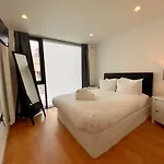 Quartermile Serviced מלון דירות