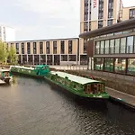 - Houseboats