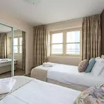 Royal Mile & Arthur's Seat Apt With Private Parking