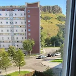 Lejlighed Holyrood New *