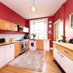 Apartament Joivy Old Town 1-bed With Stunning Views *