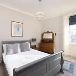 Apartament Joivy Old Town 1-bed With Stunning Views *