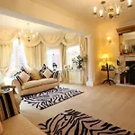 Aaran 4* Edinburgh