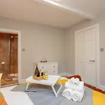 Beautiful Hideout In Center Of *