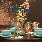 Апартаменты Beautiful Hideout In Center Of *