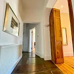 דירה Incredible St Andrew's Sq - 2 Bed In The Sky