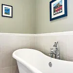 Remarkable 5br Townhouse With Garden, Sleeps 12 إدنبرة